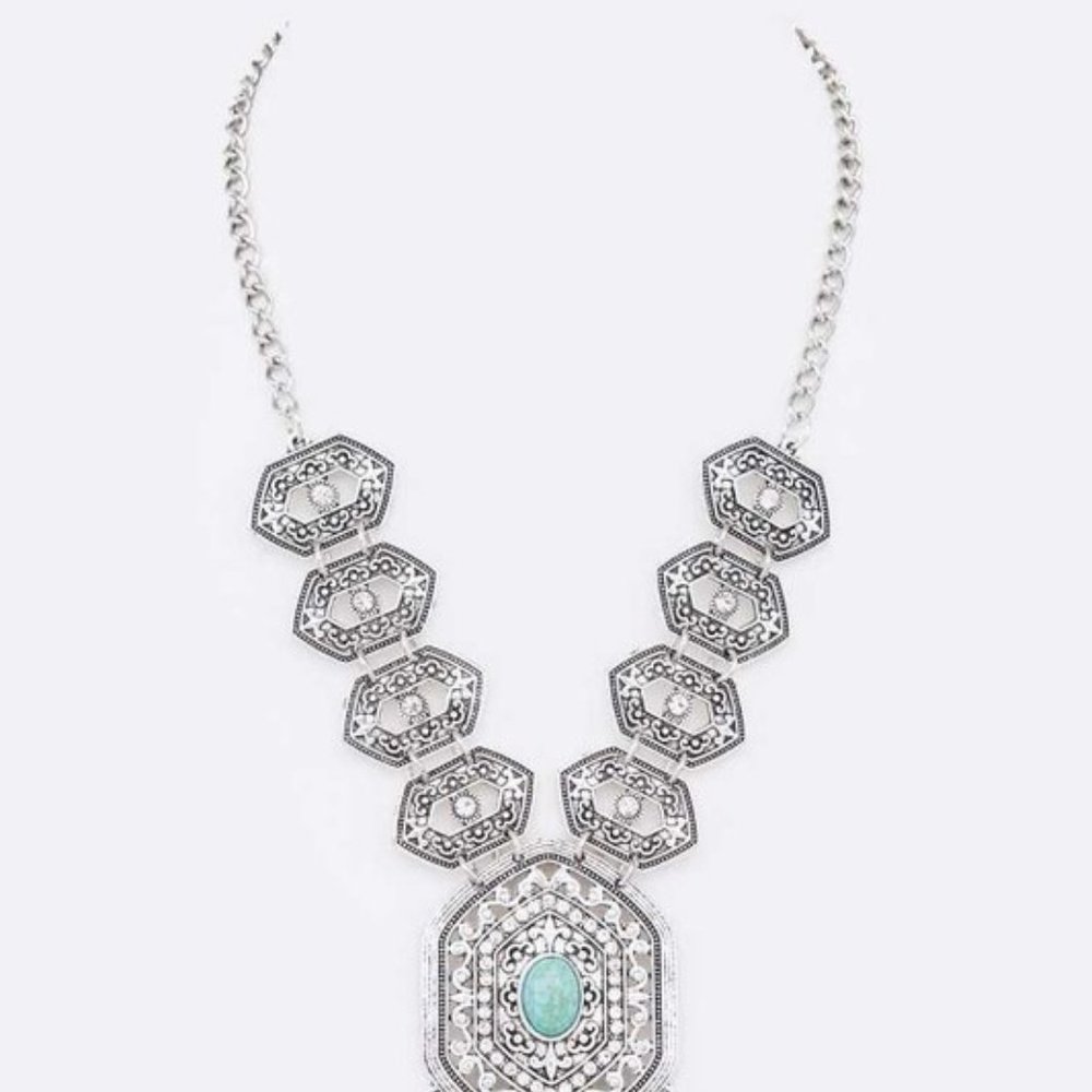 Women's Silver Tone Oxidized Boho Necklace With Turquoise Stone